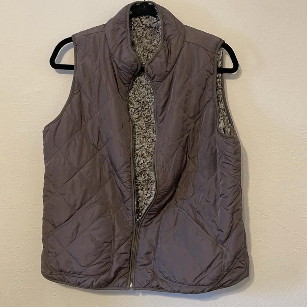 Maurice’s Vest - L - Picture 7 of 7